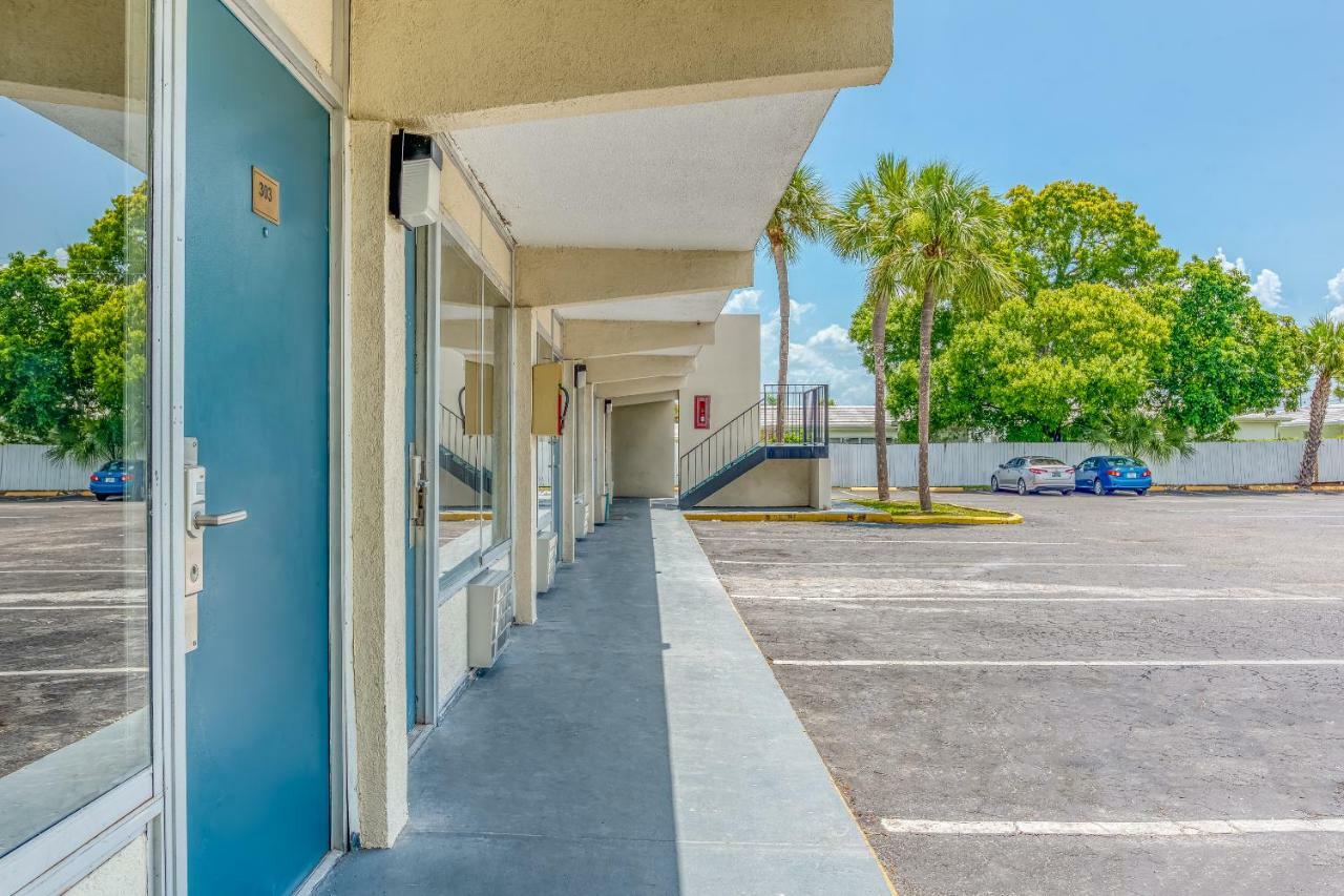 Bayside Inn Pinellas Park - Clearwater Zewnętrze zdjęcie