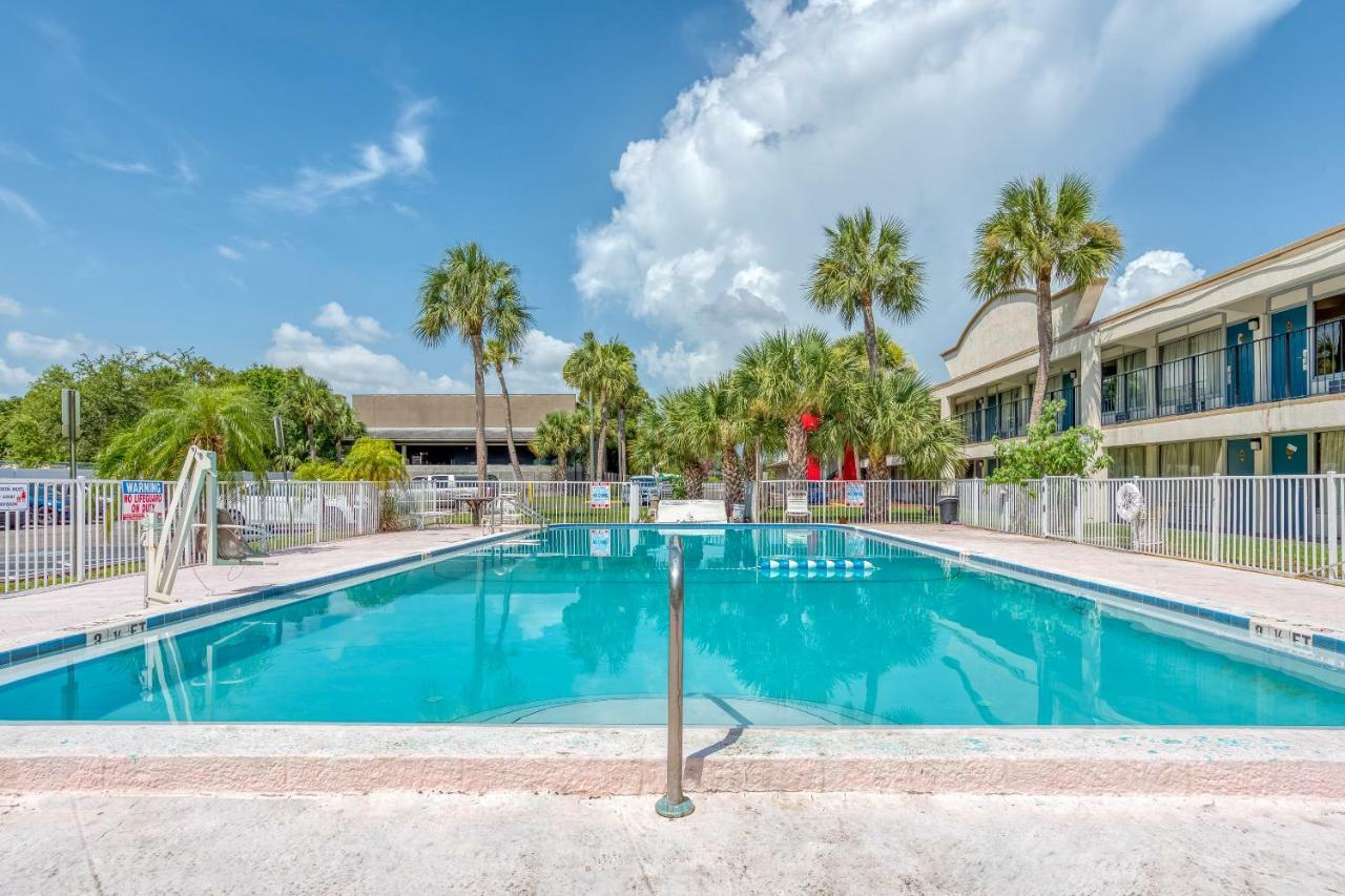Bayside Inn Pinellas Park - Clearwater Zewnętrze zdjęcie